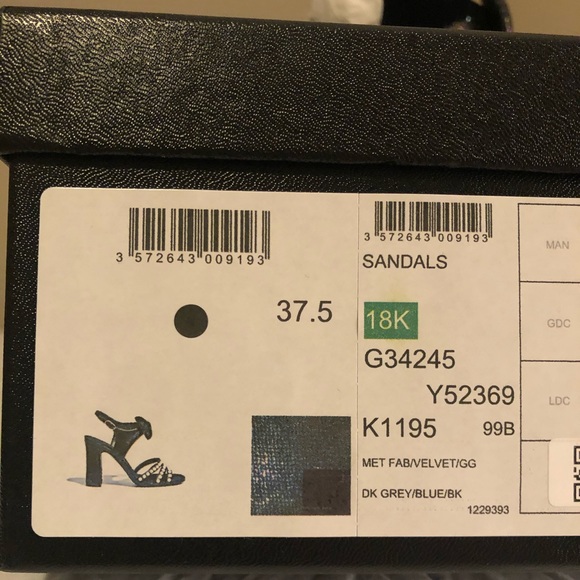 ❌SOLD❌NEW Authentic Chanel Samdals - Picture 8 of 8